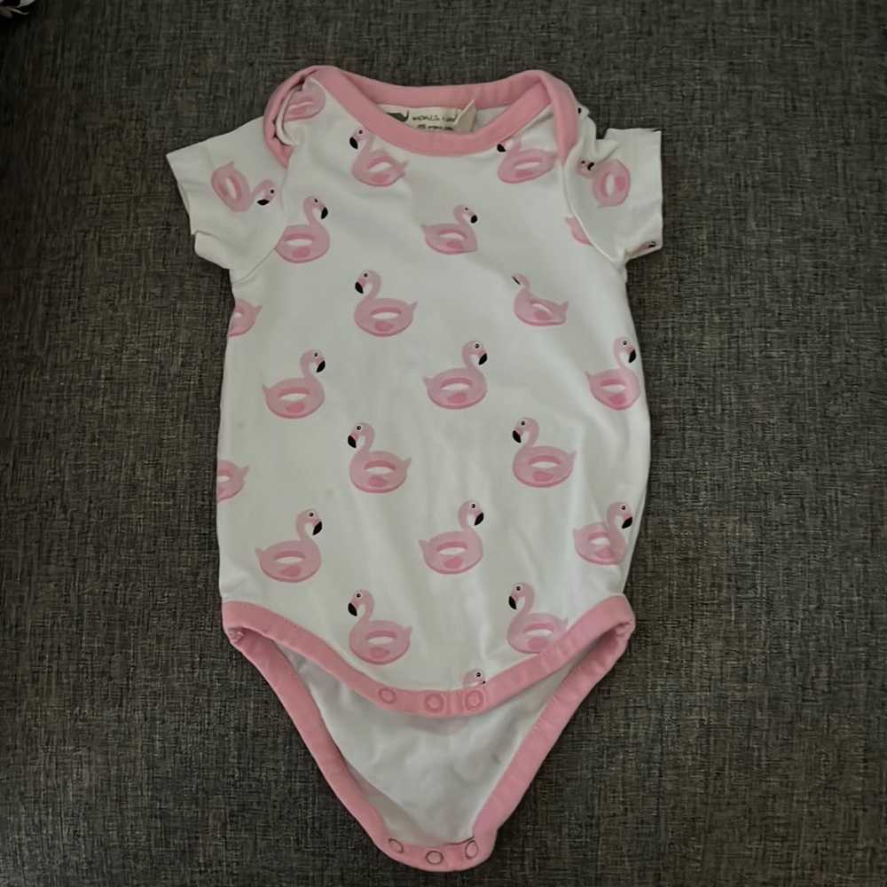 Monica and Andy Flamingo onesie EUC 0-3 months